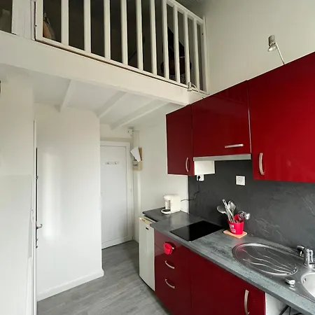 A 200 M De La Apartment