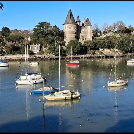 Apartment A 200 M De La Saint-Michel-Chef-Chef